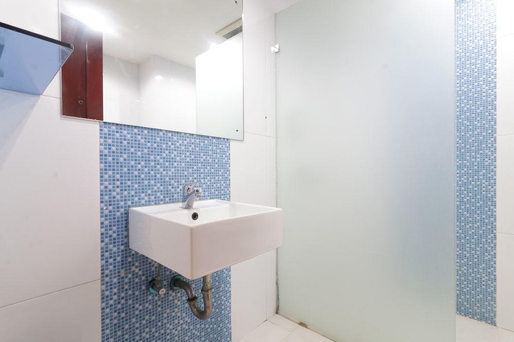 Hotel Bisanta Bidakara Tunjungan Surabaya Luaran gambar