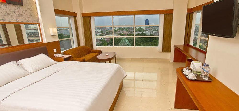 Hotel Bisanta Bidakara Tunjungan Surabaya Luaran gambar